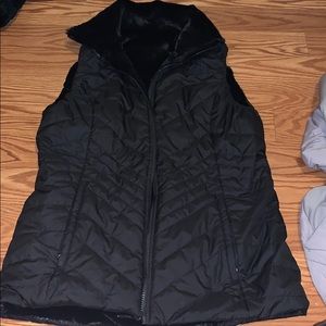 Women’s North Face Reversible Vest
